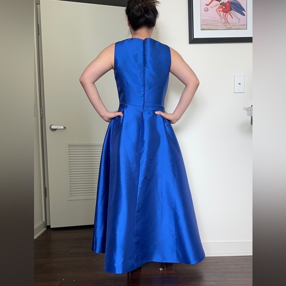 Tahari Hi Low Satin Dress with Pockets - Picture 4 of 6